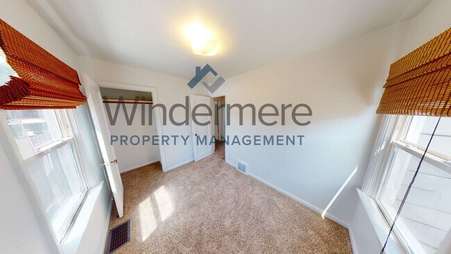 Foto del edificio - 1736 Portland Ave