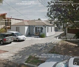 Building Photo - 4443 Menlo Ave