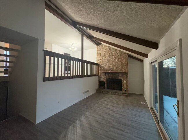 Foto del edificio - 3 Bedroom 2 1/2 bath Townhome in Pike Creek