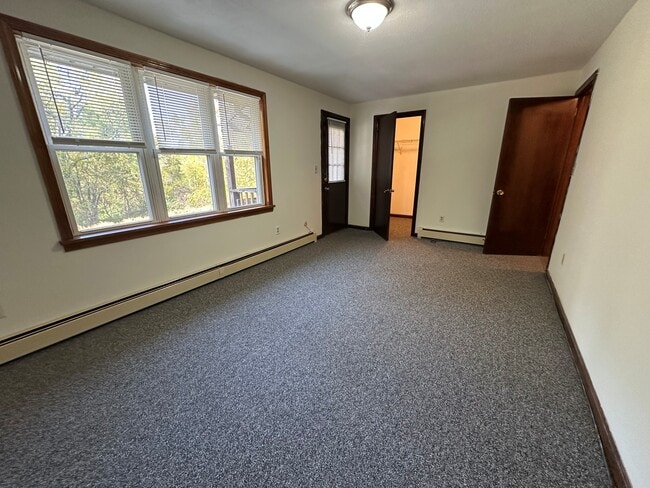 Building Photo - Brookside Apartments