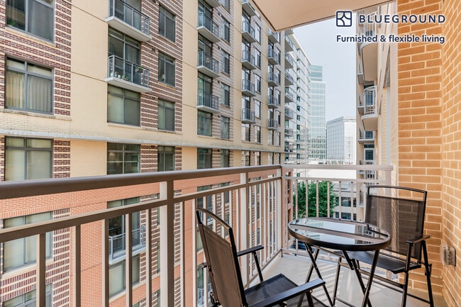 Foto del edificio - 4924 St Elmo Ave