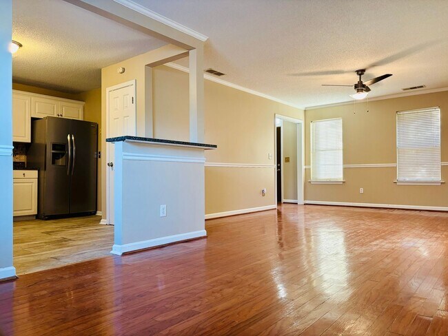 Foto del edificio - 415 Plantation Ct