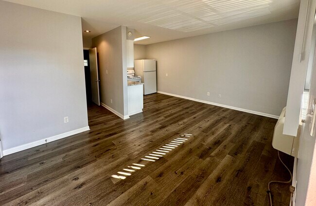 Foto del edificio - 204 Souder Ave