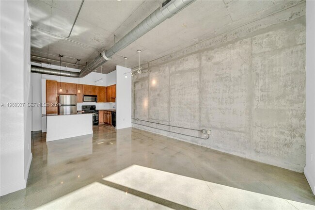 Building Photo - 2001 S Biscayne Blvd