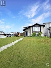 Building Photo - 9540 113 Ave