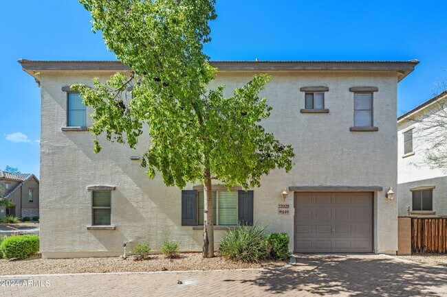 Foto del edificio - 22025 N 103rd Ln