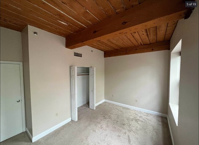 Foto del edificio - 335 Cypress St