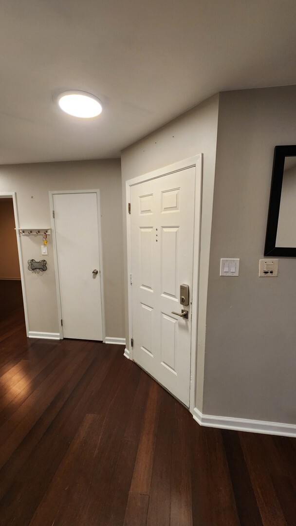 Building Photo - 1225 Wyndham Ct