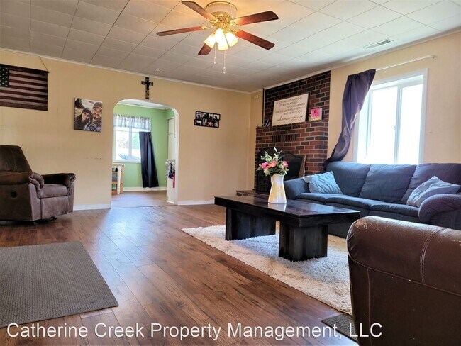 Building Photo - 2 br, 1 bath House - 2503 3rd Street