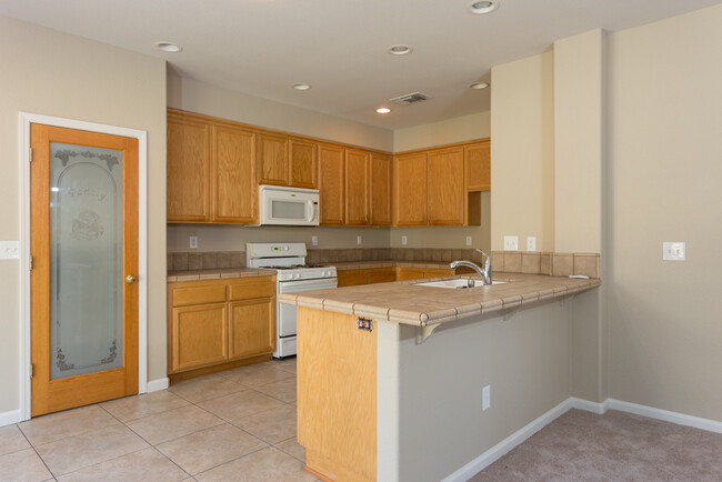 Building Photo - This is a gorgeous home, make it yours!