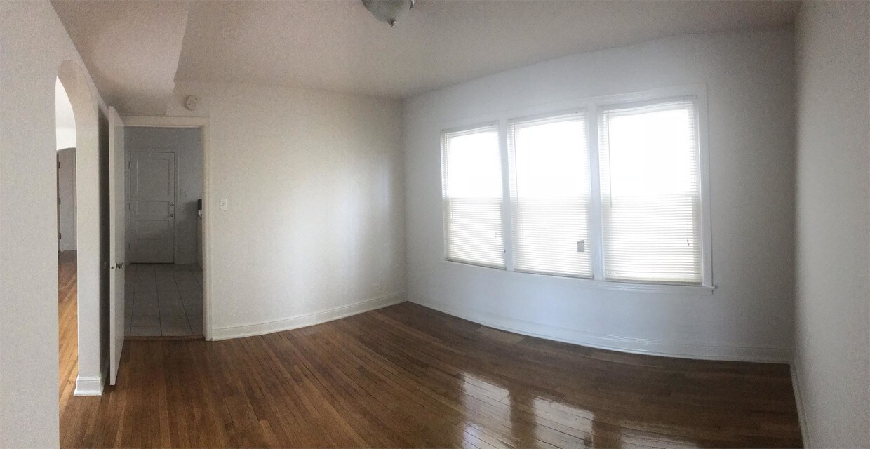Foto principal - 9144 S Bishop St