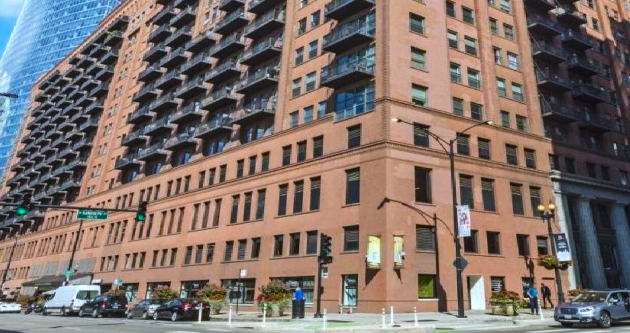 Primary Photo - 165 N Canal St