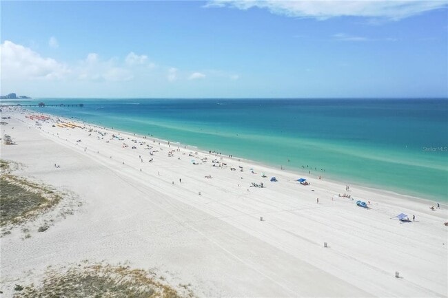 Building Photo - 15 Somerset St