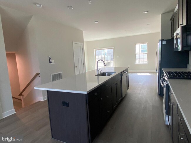 Foto del edificio - 14805 Willow St