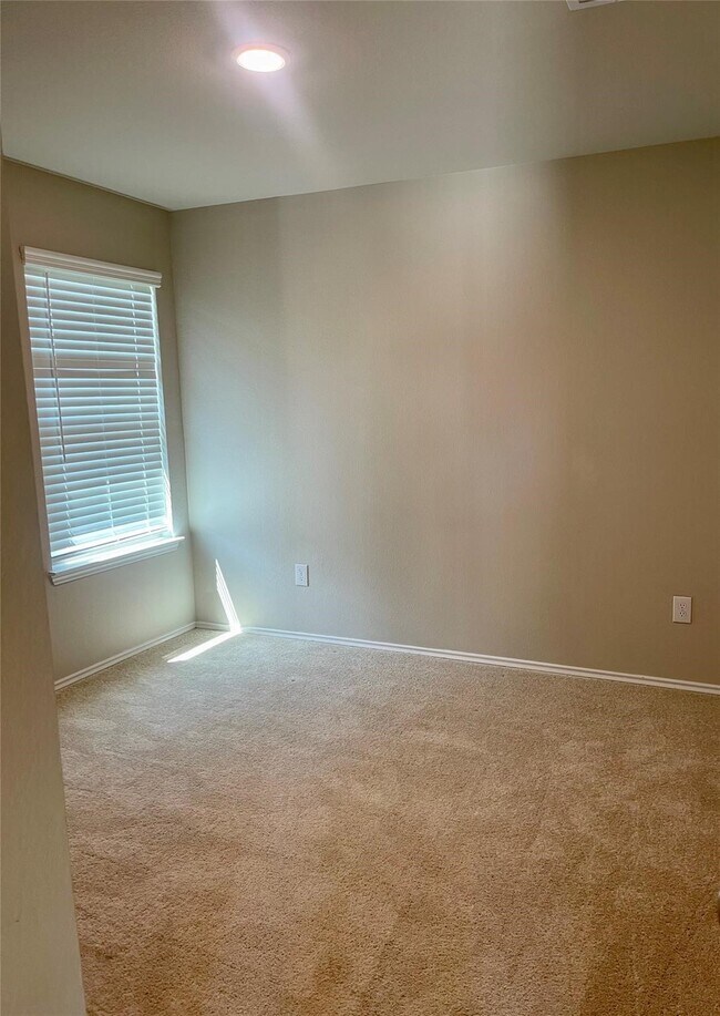 Foto del edificio - 513 Bonnerville Ln