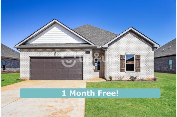 Primary Photo - Fantastic 4bd/2ba home! Let yourself in!