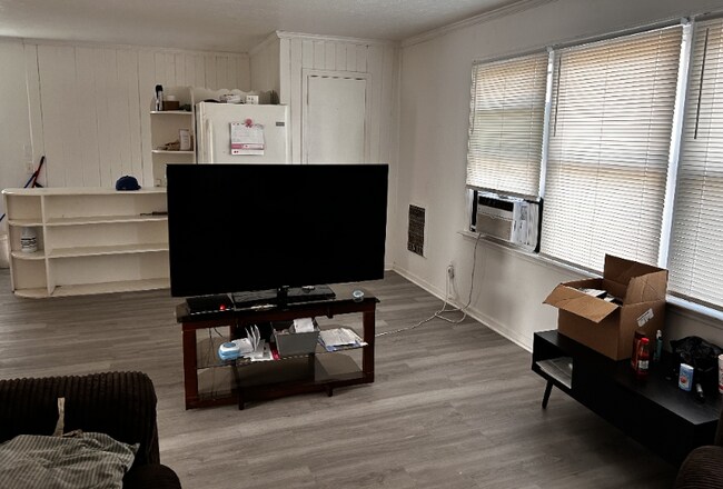 Building Photo - 131 Progress Ave