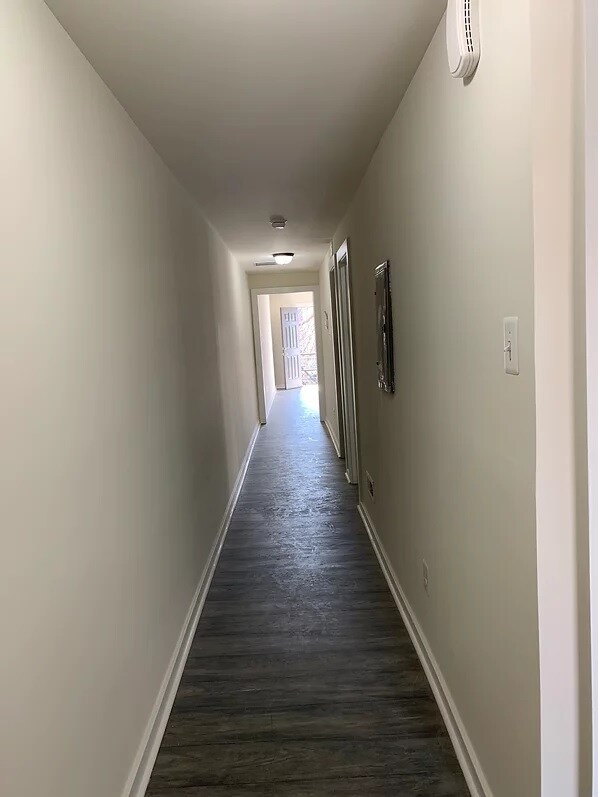 Foto del edificio - 6022 Catharine St