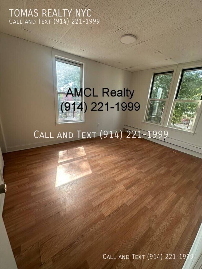 Building Photo - 168 Hillside Ave