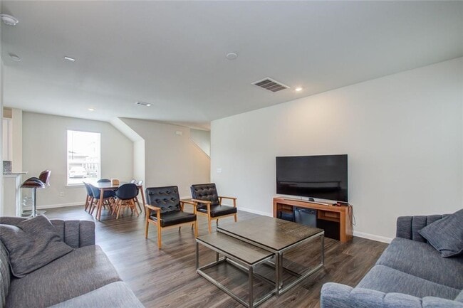 Building Photo - 12635 Baker Bend St