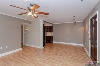 Building Photo - 1701 Lobdell Ave