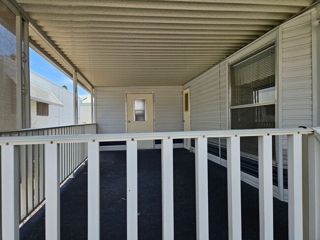 Building Photo - 2000 Ramar Rd