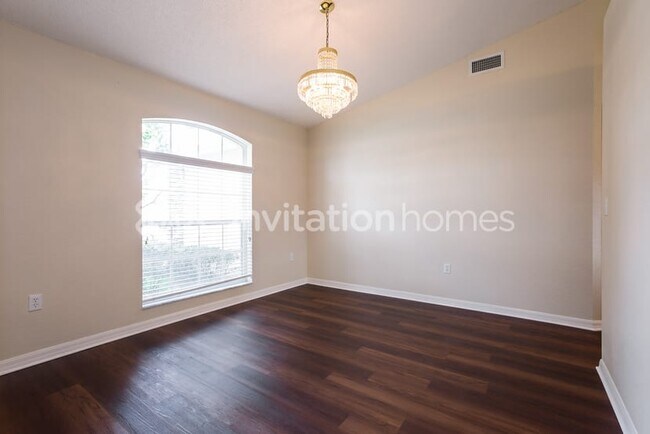 Foto del edificio - 7222 Summit Pl