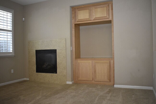 Building Photo - 2103 Ferry Cir