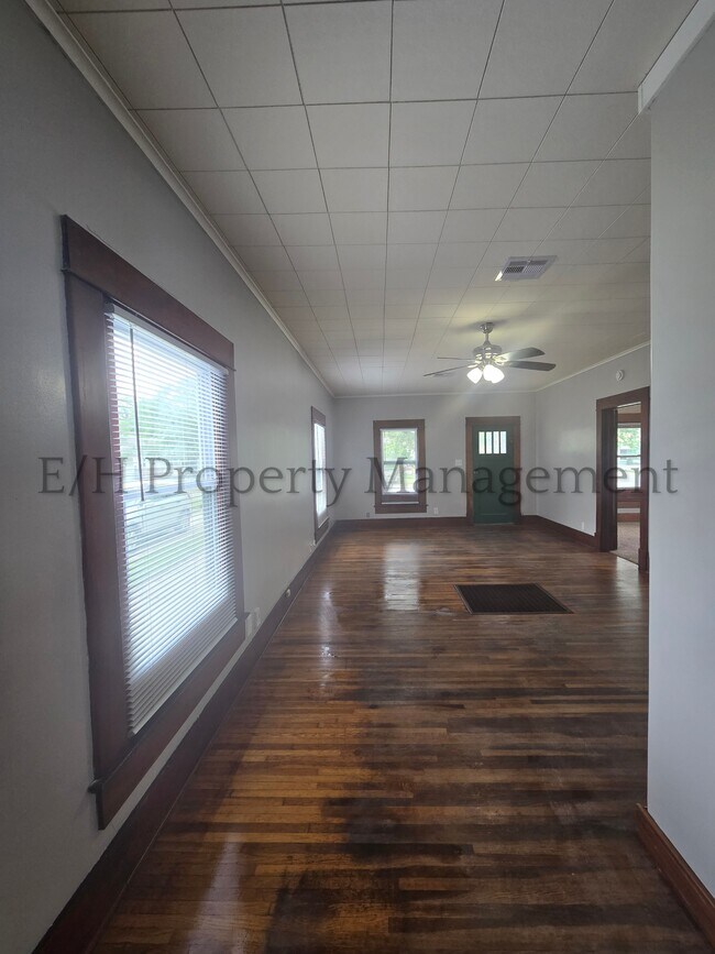 Foto del edificio - 212 S Meridian Ave