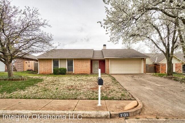 Foto del edificio - 3 br, 2 bath House - 2120 Shorewood Ln.