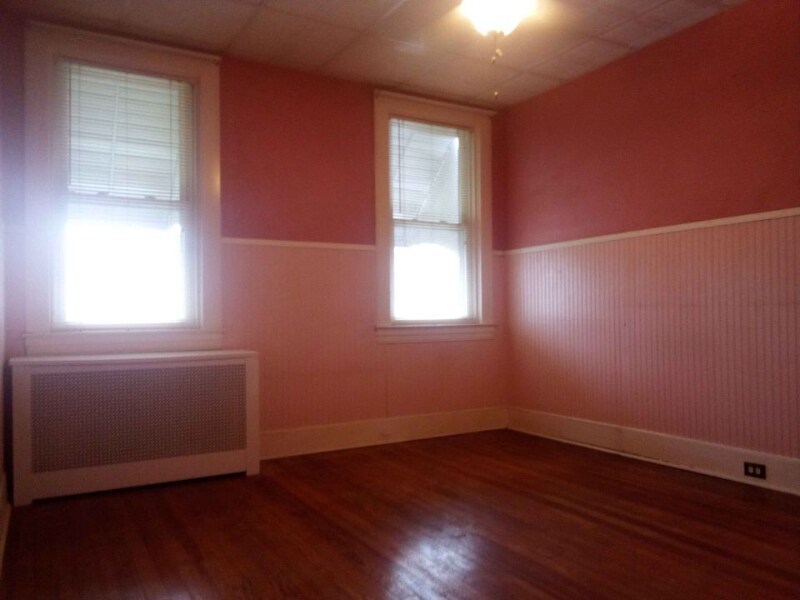 Primary Photo - 4222 Berger Ave