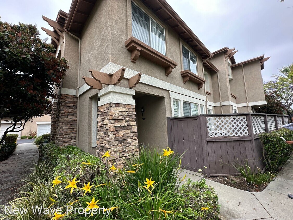 Foto principal - 3 br, 2.5 bath House - 17804 Cottonwood Court