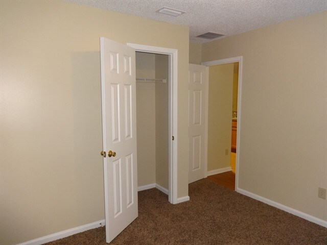 Building Photo - 8304 Rocky Creek Drive