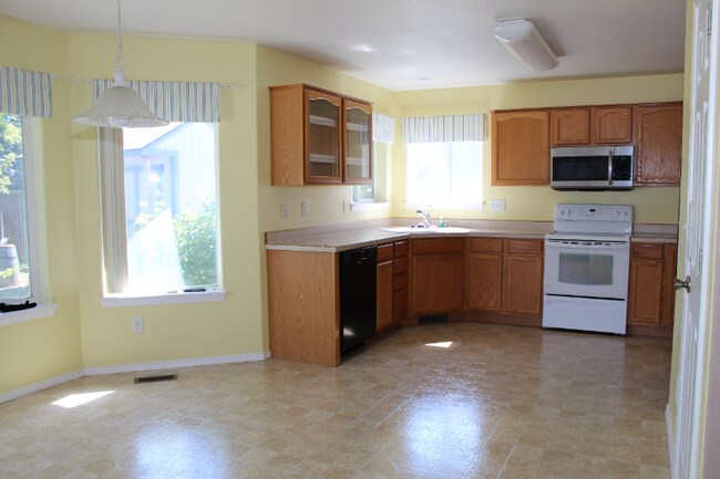 Foto del edificio - 1470 Northern Pine Dr