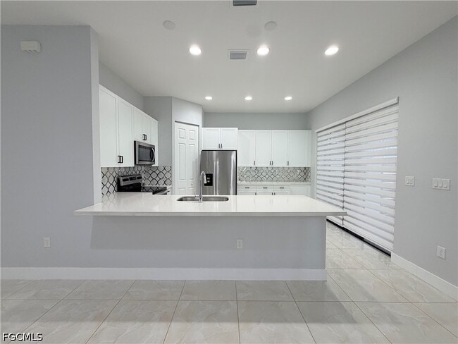 Building Photo - 9045 Madrid Cir