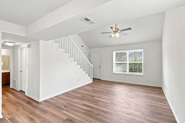 Building Photo - 3518-3520 Prescott Dr.