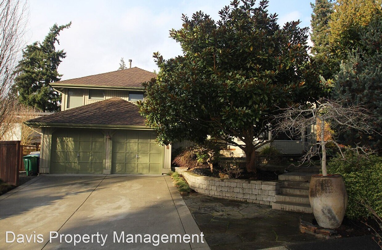 3 br, 3 bath House 11218 NE 94th ST House Rental in Kirkland, WA