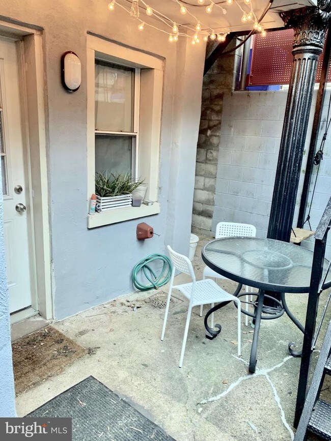 Foto del edificio - 2020 Locust St