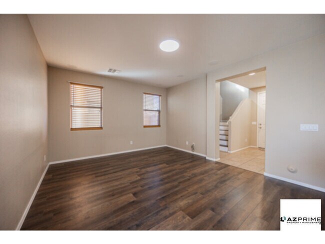 Foto del edificio - Exquisite 3/2.5 Laveen Home!