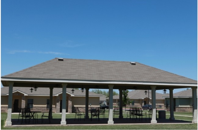 Building Photo - Spicewood Canyon Villas