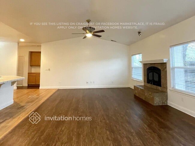 Foto del edificio - 5520 Hope Ranch Ct