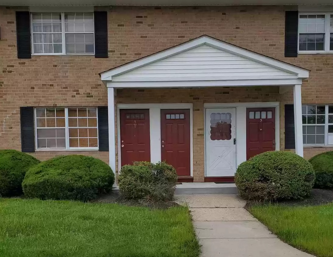 58 Garden View Ter Unit 4, East Windsor, NJ 08520 Condo for Rent in