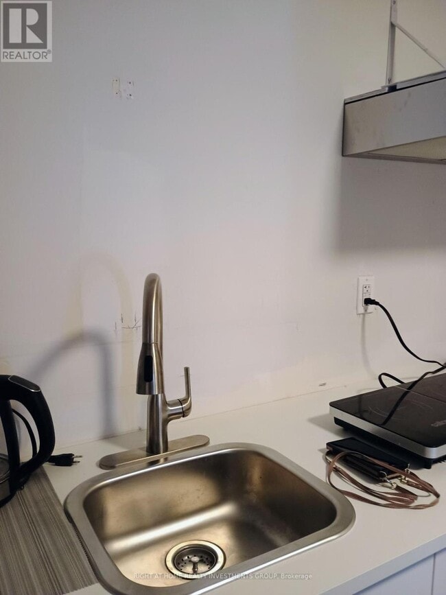 Building Photo - 31 Barletta Dr