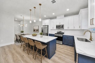 Building Photo - 4717 Talina Way