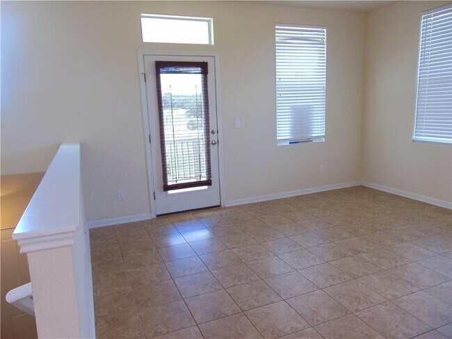 Building Photo - 1700 Sanders