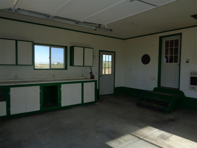 Foto del edificio - 143 Meadow Lark Ln