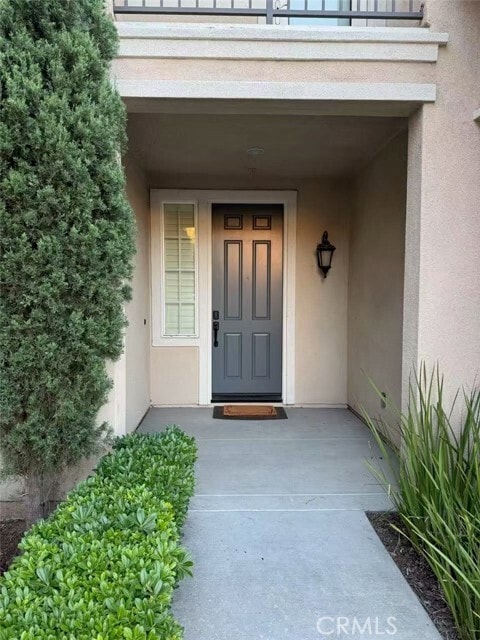 Building Photo - 393 S Cantabria Ct