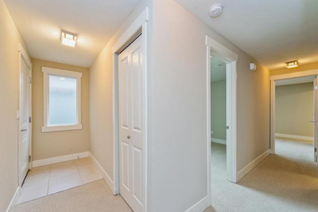 Foto del edificio - 2 bedroom in Bellevue WA 98007