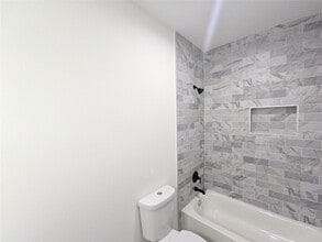 Building Photo - 8101 Venus St