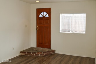 Building Photo - 4476 Apricot Rd